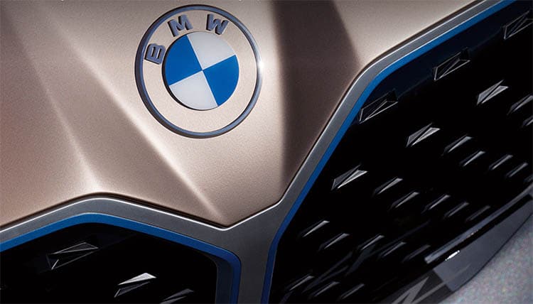 Nouveau logo transparent BMW i4