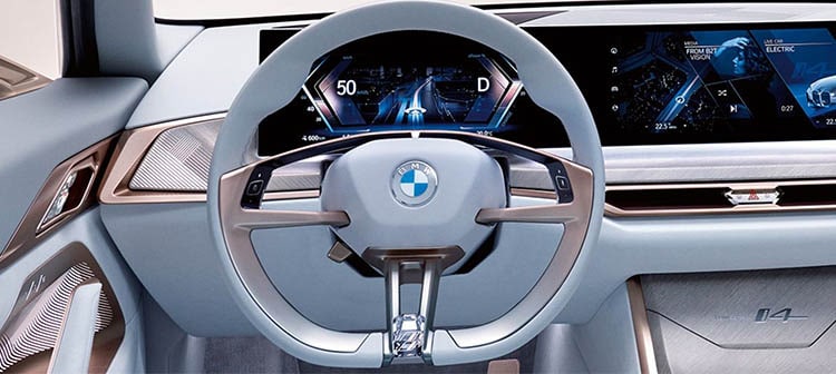 BMW Concept i4 est 100 % électrique et annonce la couleur concernant le design des prochains véhicules électriques de la marque.